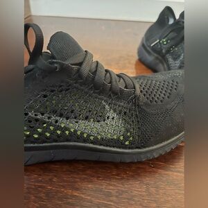 Six 6 Nike free - fly net.